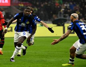 Thuram esulta dopo il gol nel derby!