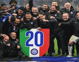 I festeggiamenti per lo scudetto della seconda stella