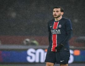 Kvara con la maglia del PSG