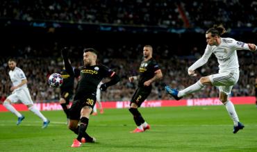 Bale prova il tiro contro il City!