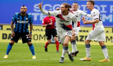 Il difensore milanese firma il primo gol dell'anno!