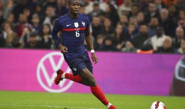 Pogba con la maglia dei Blues