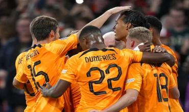 Una bella esultanza dei calciatori olandesi