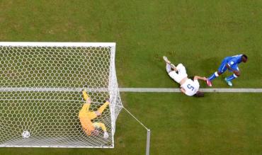 Il gol di Balotelli a Manaus