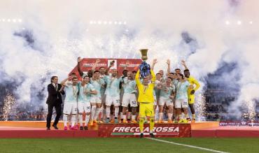 La premiazione dell'Inter, due volte Campione in carica