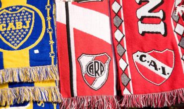 Le sciarpe delle mitiche squadre di Buenos Aires