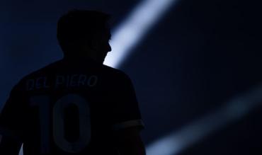 Alex Del Piero in in gioco di luci