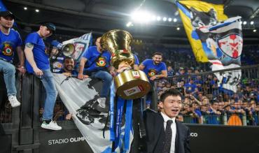 Zhang con la Coppa Italia 2023